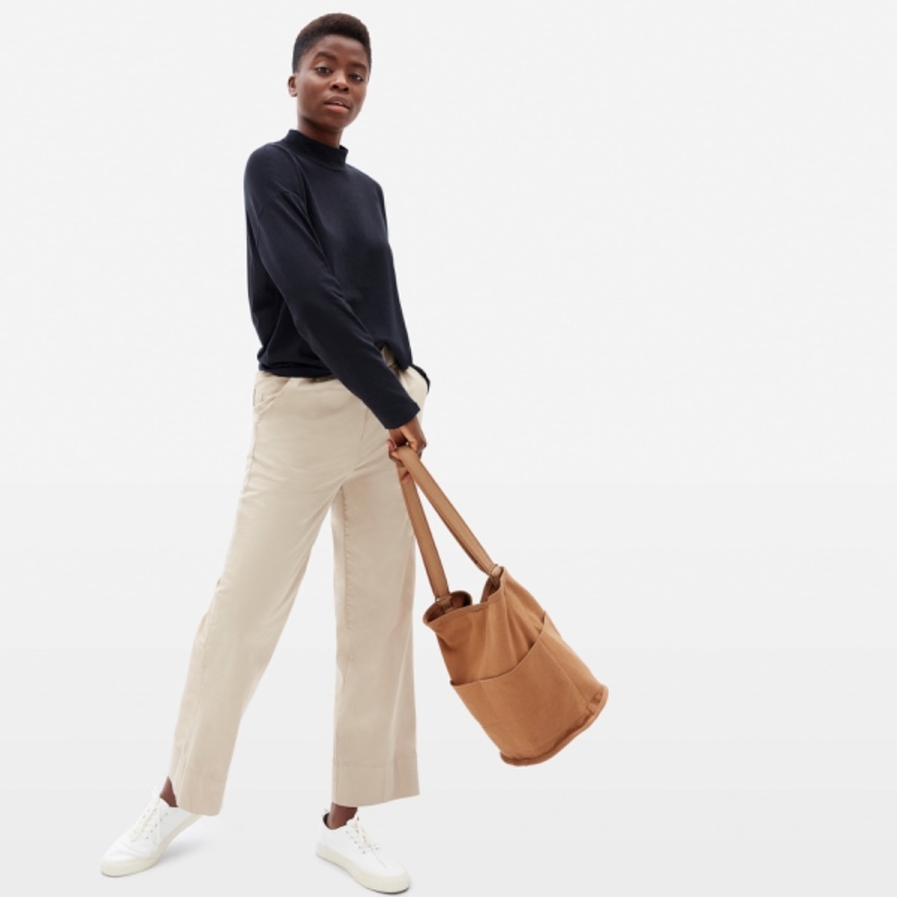Everlane women’s Square Mockneck Tee size small